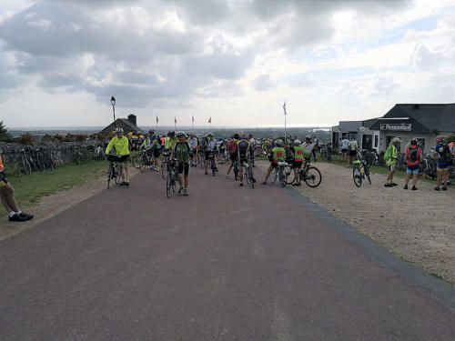 Arrivée au panorama au-dessus de St-Vaast.